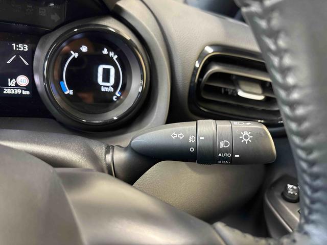 ヤリス ハイブリッドZ ディスプレイオーディオ(ナビ付) クルーズコントロール トヨタセーフティセンス(予防安全装置) ドライブレコーダー リモコンエンジンスターター オートエアコン/ライト/ハイビーム/電動ドアミラー(33枚目)