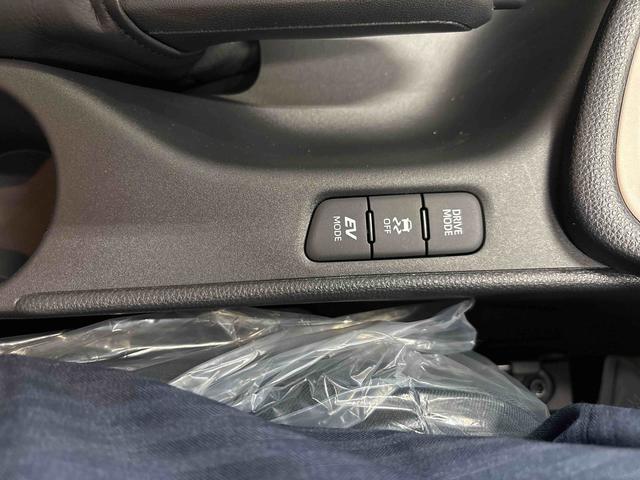 ヤリス ハイブリッドZ ディスプレイオーディオ(ナビ付) クルーズコントロール トヨタセーフティセンス(予防安全装置) ドライブレコーダー リモコンエンジンスターター オートエアコン/ライト/ハイビーム/電動ドアミラー(39枚目)