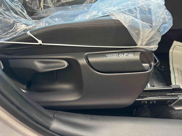 ヤリス ハイブリッドZ ディスプレイオーディオ(ナビ付) クルーズコントロール トヨタセーフティセンス(予防安全装置) ドライブレコーダー リモコンエンジンスターター オートエアコン/ライト/ハイビーム/電動ドアミラー(44枚目)