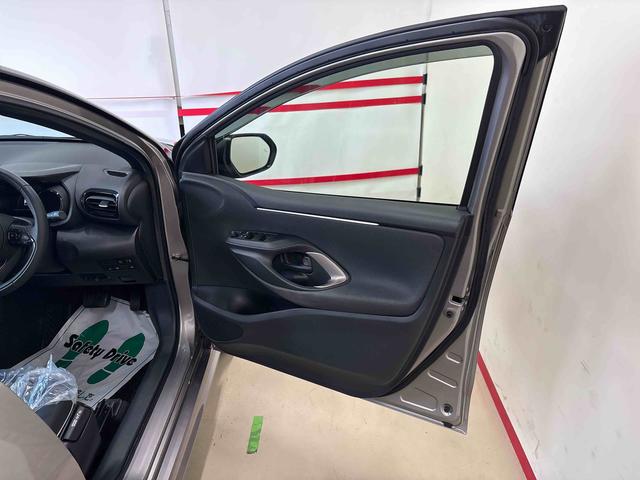 ヤリス ハイブリッドZ ディスプレイオーディオ(ナビ付) クルーズコントロール トヨタセーフティセンス(予防安全装置) ドライブレコーダー リモコンエンジンスターター オートエアコン/ライト/ハイビーム/電動ドアミラー(45枚目)