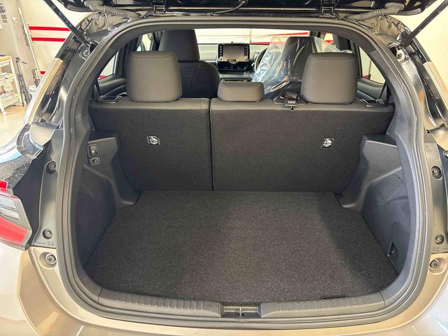 ヤリス ハイブリッドZ ディスプレイオーディオ(ナビ付) クルーズコントロール トヨタセーフティセンス(予防安全装置) ドライブレコーダー リモコンエンジンスターター オートエアコン/ライト/ハイビーム/電動ドアミラー(51枚目)