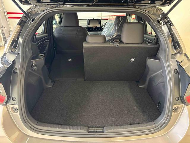 ヤリス ハイブリッドZ ディスプレイオーディオ(ナビ付) クルーズコントロール トヨタセーフティセンス(予防安全装置) ドライブレコーダー リモコンエンジンスターター オートエアコン/ライト/ハイビーム/電動ドアミラー(54枚目)