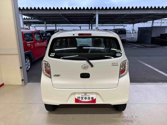 ミライース Ｌｆ　４ＷＤ　純正ＣＤ　ハロゲンヘッドライト　キーレスエントリー　マニュアルエアコン　エコアイドル（3枚目）