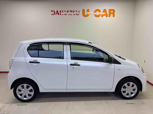 ミライース Ｌｆ　４ＷＤ　純正ＣＤ　ハロゲンヘッドライト　キーレスエントリー　マニュアルエアコン　エコアイドル（4枚目）