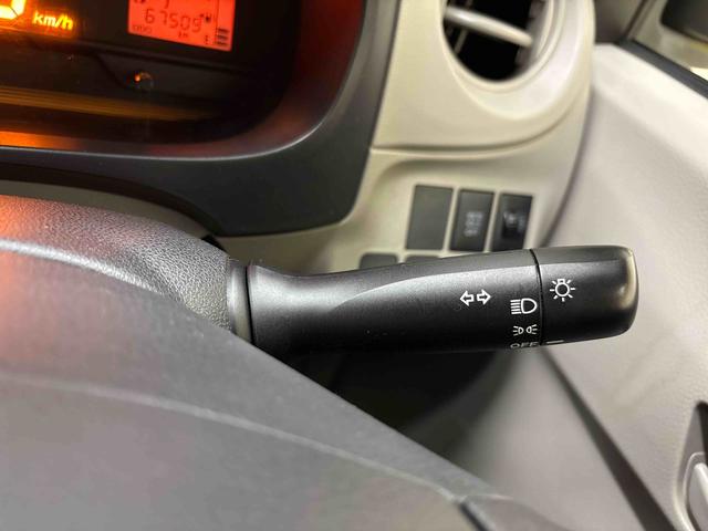 ミライース Ｌｆ　４ＷＤ　純正ＣＤ　ハロゲンヘッドライト　キーレスエントリー　マニュアルエアコン　エコアイドル（31枚目）