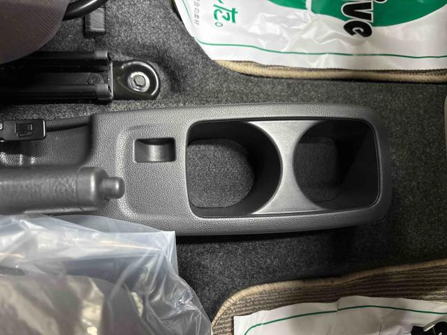 ミライース Ｌｆ　４ＷＤ　純正ＣＤ　ハロゲンヘッドライト　キーレスエントリー　マニュアルエアコン　エコアイドル（33枚目）