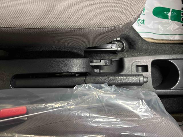 ミライース Ｌｆ　４ＷＤ　純正ＣＤ　ハロゲンヘッドライト　キーレスエントリー　マニュアルエアコン　エコアイドル（34枚目）