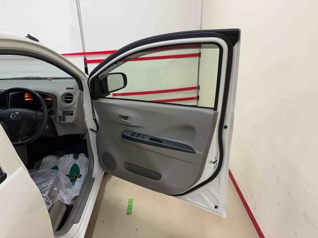 ミライース Ｌｆ　４ＷＤ　純正ＣＤ　ハロゲンヘッドライト　キーレスエントリー　マニュアルエアコン　エコアイドル（41枚目）