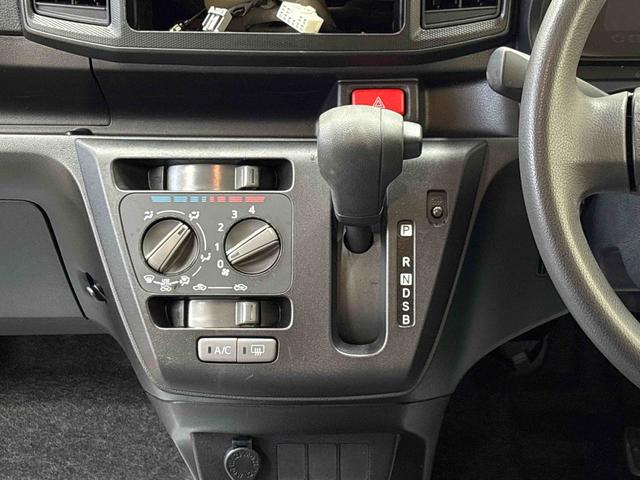 ミライース L SAIII 4WD ハロゲンヘッドライト キーレスエントリー ハロゲンヘッドライト マニュアルエアコン コーナーセンサー VSC(横滑り防止機能) オートライト/ハイビーム スマートアシスト(予防安全装置)(16枚目)