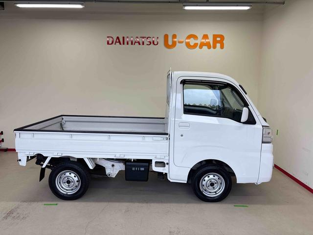 ハイゼットトラック ＥＸＴ　パートタイム４ＷＤ　純正ＣＤ　マニュアルエアコン　ハロゲンヘッドライト／フォグランプ　キーレスエントリー　デフロック　荷台作業灯　ストロング防錆　パワーウィンドウ　テールゲートチェーン（4枚目）
