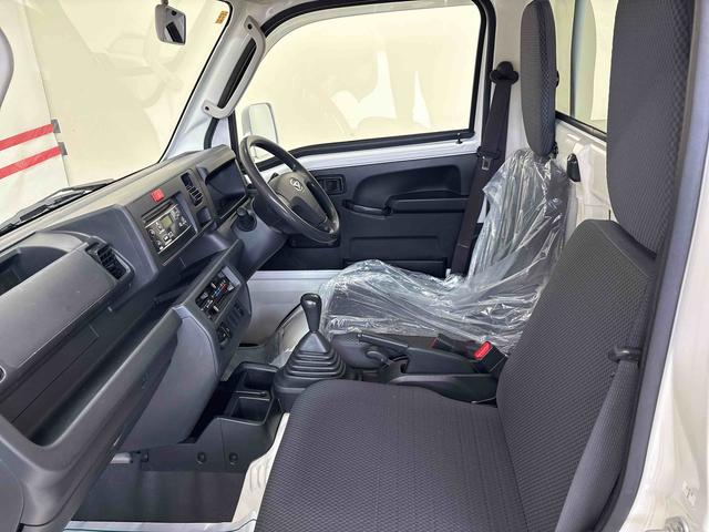 ハイゼットトラック ＥＸＴ　パートタイム４ＷＤ　純正ＣＤ　マニュアルエアコン　ハロゲンヘッドライト／フォグランプ　キーレスエントリー　デフロック　荷台作業灯　ストロング防錆　パワーウィンドウ　テールゲートチェーン（13枚目）