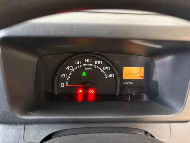 ハイゼットトラック ＥＸＴ　パートタイム４ＷＤ　純正ＣＤ　マニュアルエアコン　ハロゲンヘッドライト／フォグランプ　キーレスエントリー　デフロック　荷台作業灯　ストロング防錆　パワーウィンドウ　テールゲートチェーン（25枚目）