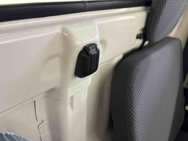 ハイゼットトラック ＥＸＴ　パートタイム４ＷＤ　純正ＣＤ　マニュアルエアコン　ハロゲンヘッドライト／フォグランプ　キーレスエントリー　デフロック　荷台作業灯　ストロング防錆　パワーウィンドウ　テールゲートチェーン（38枚目）