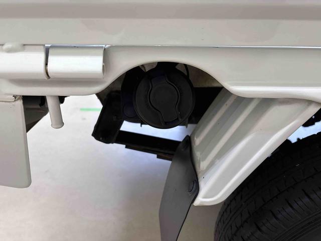 ハイゼットトラック ＥＸＴ　パートタイム４ＷＤ　純正ＣＤ　マニュアルエアコン　ハロゲンヘッドライト／フォグランプ　キーレスエントリー　デフロック　荷台作業灯　ストロング防錆　パワーウィンドウ　テールゲートチェーン（48枚目）