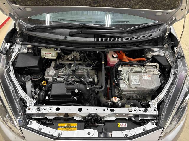 アクア Ｓスタイルブラック　純正ナビ　ドライブレコーダー　リモコンエンジンスターター　ＬＥＤヘッドライト／フォグランプ　オートエアコン／ライト／ハイビーム　フロントシールドディアイサー　電動格納ドアミラー　コーナーセンサー（17枚目）