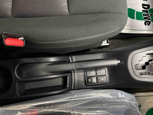 アクア Ｓスタイルブラック　純正ナビ　ドライブレコーダー　リモコンエンジンスターター　ＬＥＤヘッドライト／フォグランプ　オートエアコン／ライト／ハイビーム　フロントシールドディアイサー　電動格納ドアミラー　コーナーセンサー（37枚目）