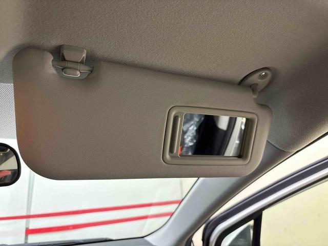 アクア Ｓスタイルブラック　純正ナビ　ドライブレコーダー　リモコンエンジンスターター　ＬＥＤヘッドライト／フォグランプ　オートエアコン／ライト／ハイビーム　フロントシールドディアイサー　電動格納ドアミラー　コーナーセンサー（41枚目）