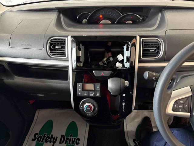 タント カスタムX SAII 4WD LEDヘッドライト ハロゲンフォグランプ オートエアコン/ライト 電動格納ドアミラー 助手席電動スライドドア 社外品リモコンエンジンスターター スマートアシスト(予防安全装置)(24枚目)