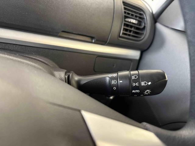 タント カスタムX SAII 4WD LEDヘッドライト ハロゲンフォグランプ オートエアコン/ライト 電動格納ドアミラー 助手席電動スライドドア 社外品リモコンエンジンスターター スマートアシスト(予防安全装置)(32枚目)