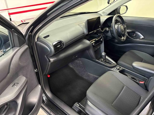 ����ȑ��J�b�v�z���_�[�E�O���[�u�{�b�N�X��