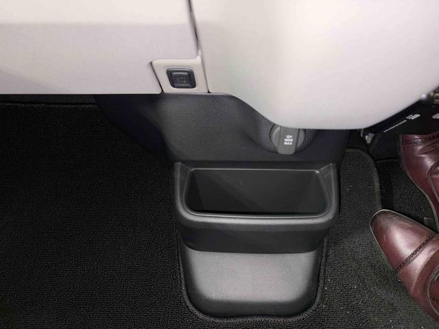 Ｎ－ＢＯＸ ベースグレード　４ＷＤ　ホンダセンシング　社外ナビ　社外ＥＴＣ　オートエアコン／ライト　電動格納ドアミラー　ＬＥＤヘッドライト　クルーズコントロール　チルトステアリング　電動パーキングブレーキ　シートリフター（27枚目）