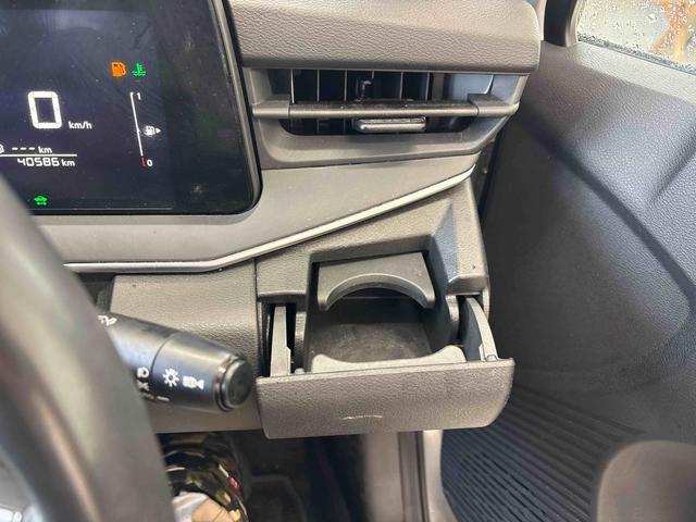 ノート Ｓ　ＦＯＵＲ　４ＷＤ　ナビ（社外品）　ＥＴＣ　ハロゲンヘッドライト　電動パーキングブレーキ　オートエアコン／ライト　電動格納ドアミラー　ハンドルヒーター　運転席・助手席シートヒーター　チルトステアリング（33枚目）