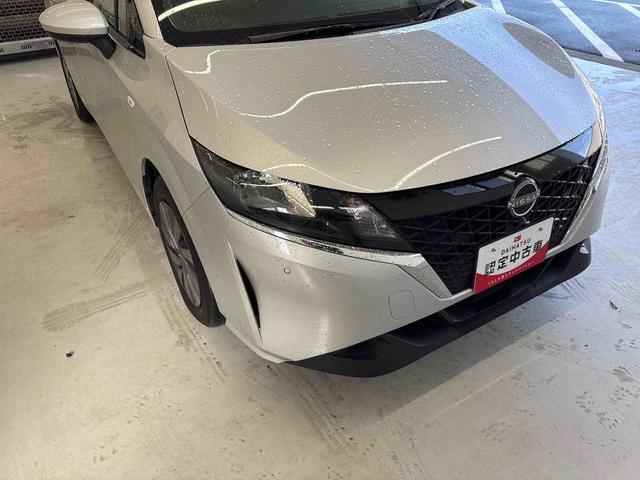 ノート Ｓ　ＦＯＵＲ　４ＷＤ　ナビ（社外品）　ＥＴＣ　ハロゲンヘッドライト　電動パーキングブレーキ　オートエアコン／ライト　電動格納ドアミラー　ハンドルヒーター　運転席・助手席シートヒーター　チルトステアリング（61枚目）