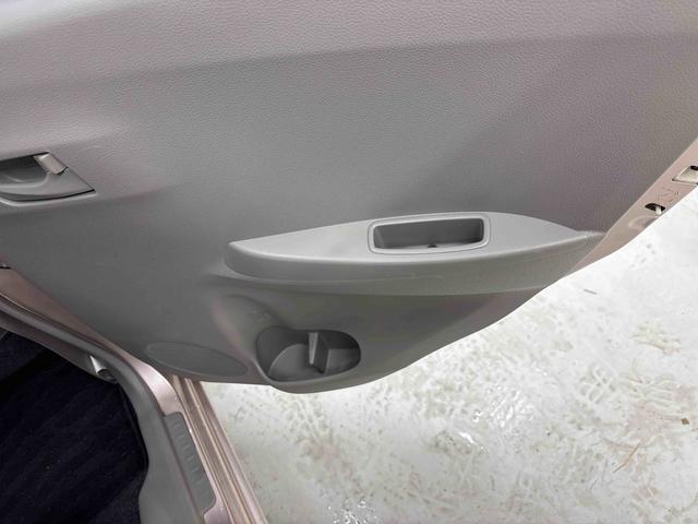 �T�C�h�|�P�b�g�i�J�b�v�z���_�[�t���j