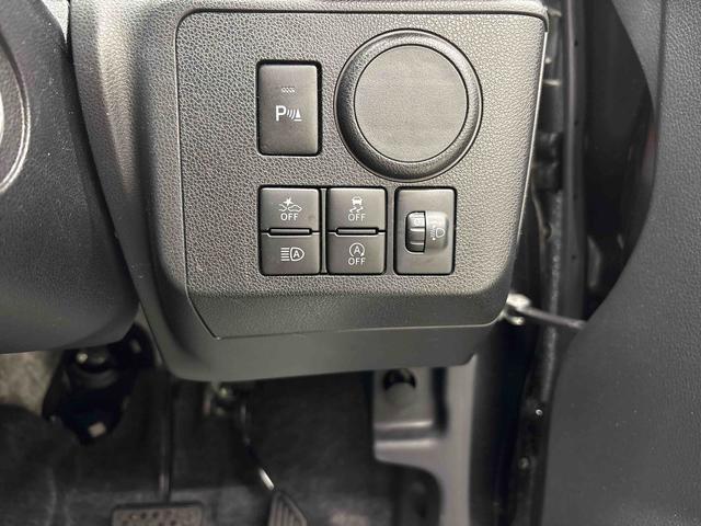 �^�]�ȉE�����B