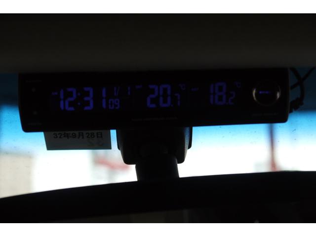 G プレミアム 4WD HDDナビ 後席モニター Bカメラ(16枚目)