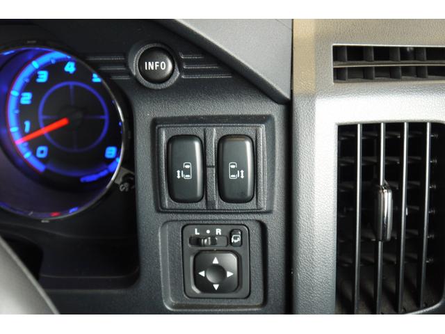 G プレミアム 4WD HDDナビ 後席モニター Bカメラ(20枚目)