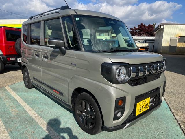 スペーシアギア ハイブリッドＸＺ　４ＷＤ　全方位モニタ付ナビ＆スズキセーフティサポート　スズキコネクト対応通信機装着車　禁煙車　両側電動スライドドア　Ｂｌｕｅｔｏｏｔｈ　フルセグＴＶ　クルーズコントロール（3枚目）