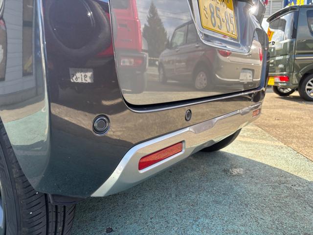 スペーシアギア ハイブリッドＸＺ　４ＷＤ　全方位モニタ付ナビ＆スズキセーフティサポート　スズキコネクト対応通信機装着車　禁煙車　両側電動スライドドア　Ｂｌｕｅｔｏｏｔｈ　フルセグＴＶ　クルーズコントロール（11枚目）