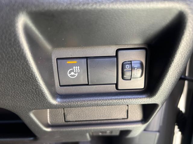 スペーシアギア ハイブリッドＸＺ　４ＷＤ　全方位モニタ付ナビ＆スズキセーフティサポート　スズキコネクト対応通信機装着車　禁煙車　両側電動スライドドア　Ｂｌｕｅｔｏｏｔｈ　フルセグＴＶ　クルーズコントロール（29枚目）