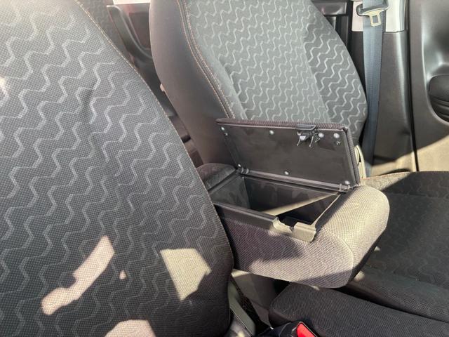 スペーシアギア ハイブリッドＸＺ　４ＷＤ　全方位モニタ付ナビ＆スズキセーフティサポート　スズキコネクト対応通信機装着車　禁煙車　両側電動スライドドア　Ｂｌｕｅｔｏｏｔｈ　フルセグＴＶ　クルーズコントロール（43枚目）