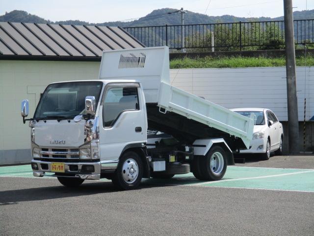 エルフトラック フルフラットローダンプ　花見台製　セーフティローダーダンプ　３０００ＫＧ積　４ナンバー仕様　６速ミッション　メッキバンパー　メッキグリル　メッキコーナーパネル　メッキミラーカバー（8枚目）