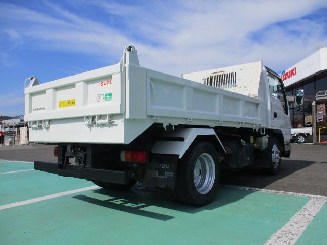 エルフトラック フルフラットローダンプ　花見台製　セーフティローダーダンプ　３０００ＫＧ積　４ナンバー仕様　６速ミッション　メッキバンパー　メッキグリル　メッキコーナーパネル　メッキミラーカバー（56枚目）