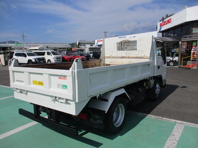 エルフトラック フルフラットローダンプ　花見台製　セーフティローダーダンプ　３０００ＫＧ積　４ナンバー仕様　６速ミッション　メッキバンパー　メッキグリル　メッキコーナーパネル　メッキミラーカバー（70枚目）