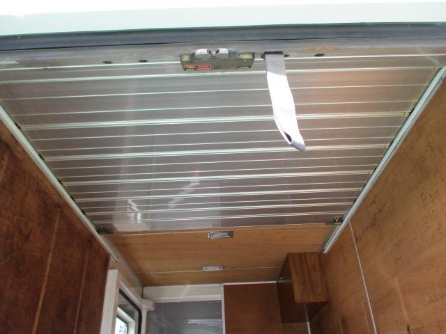 キャンター デリバリーバン 走行2万キロ台 ディーゼル 5速マニュアル パワステ パワーウィンドウ エアコン 車輌総重量2950KG(16枚目)