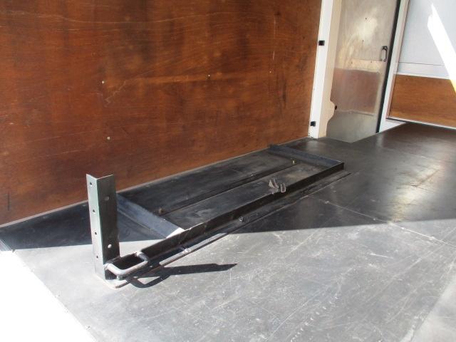 キャンター デリバリーバン 走行2万キロ台 ディーゼル 5速マニュアル パワステ パワーウィンドウ エアコン 車輌総重量2950KG(17枚目)