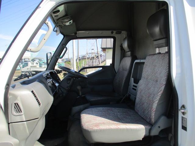 キャンター デリバリーバン 走行2万キロ台 ディーゼル 5速マニュアル パワステ パワーウィンドウ エアコン 車輌総重量2950KG(27枚目)