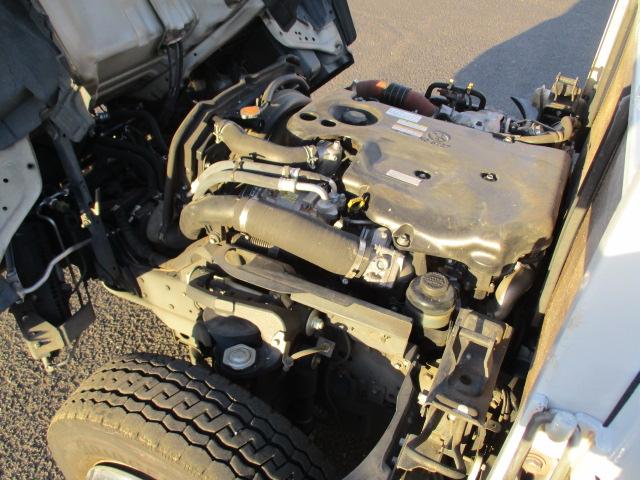 エルフトラック フルフラットロー　平ボディ―　アーム式パワーゲート６００ＫＧ　積載量３０００ＫＧ　６速ミッション　キーレス　バックカメラ　ＥＴＣ　電動格納ミラー（20枚目）