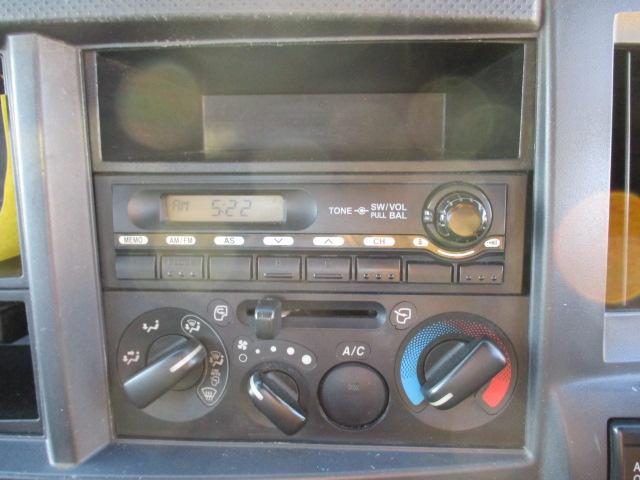 エルフトラック フルフラットロー　平ボディ―　アーム式パワーゲート６００ＫＧ　積載量３０００ＫＧ　６速ミッション　キーレス　バックカメラ　ＥＴＣ　電動格納ミラー（46枚目）