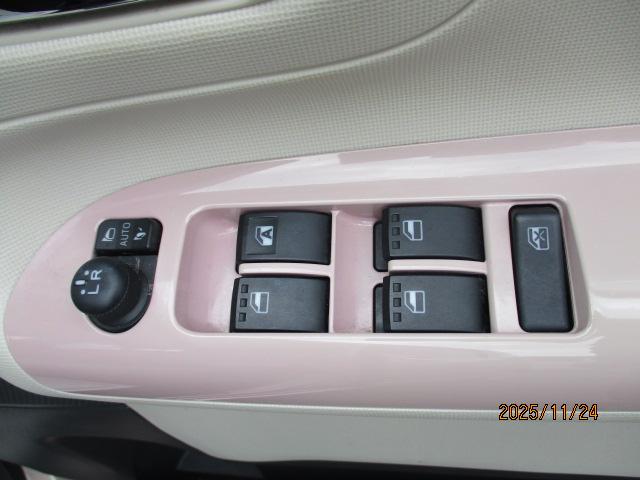 ムーヴキャンバス Ｇメイクアップ　ＳＡＩＩ　４ＷＤ　スマートキー　プッシュスタート　社外ナビテレビ　バックモニター　両側パワースライドドア　ＥＴＣ　スマートアシスト（31枚目）