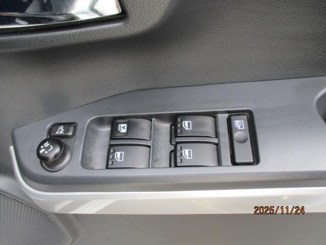 ウェイク G SA 4WD 純正アルミホイール スマートキー 純正ナビテレビ バックカメラ ETC 両側パワースライドドア オートエアコン(35枚目)