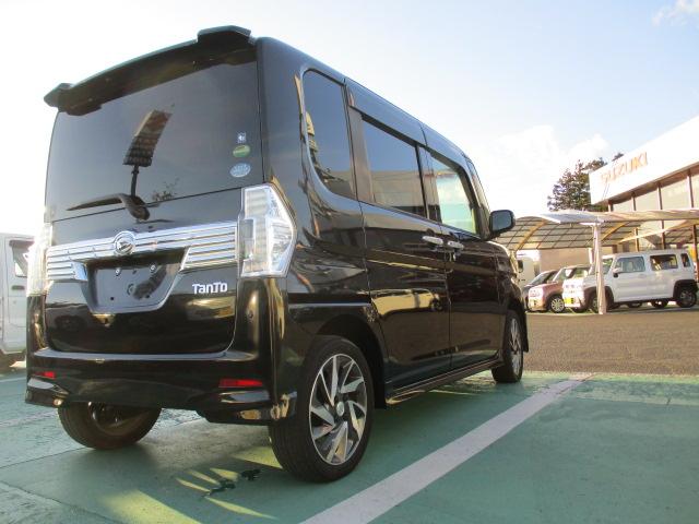 タント カスタムＲＳ　トップエディションＳＡＩＩ　４ＷＤ　スマートアシスト　純正アルミホイール　純正ナビテレビ　エラー　オートエアコン　スマートキー　両側パワースライドドア　ハーフレザーシート　プッシュスタート（19枚目）