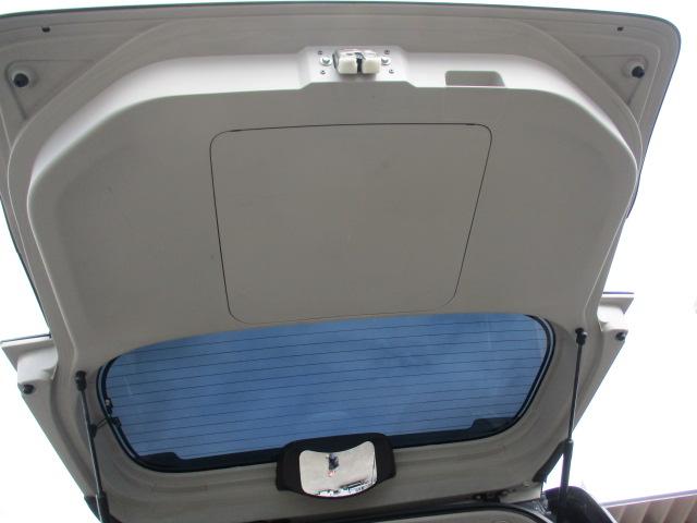 タント カスタムＲＳ　トップエディションＳＡＩＩ　４ＷＤ　スマートアシスト　純正アルミホイール　純正ナビテレビ　エラー　オートエアコン　スマートキー　両側パワースライドドア　ハーフレザーシート　プッシュスタート（29枚目）