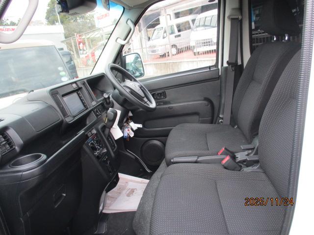 ピクシスバン クルーズターボ　ＳＡＩＩＩ　４ＷＤ　キーレス　純正ナビテレビ　ＬＥＤヘッドライト　ＥＴＣ　リアヒーター　電動格納ミラー　スマートアシスト（25枚目）