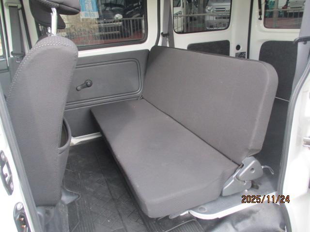 ピクシスバン クルーズターボ　ＳＡＩＩＩ　４ＷＤ　キーレス　純正ナビテレビ　ＬＥＤヘッドライト　ＥＴＣ　リアヒーター　電動格納ミラー　スマートアシスト（26枚目）