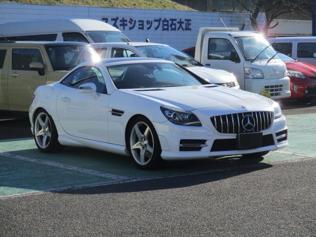 ＳＬＫ ＳＬＫ２００ＭＴ　ＡＭＧスポーツパッケージ　６速ミッション　ホワイト　走行２万キロ台　スマートキー　純正アルミホイール　ＥＴＣ　ＧＴグリル　ローダウン　来店予約要（14枚目）